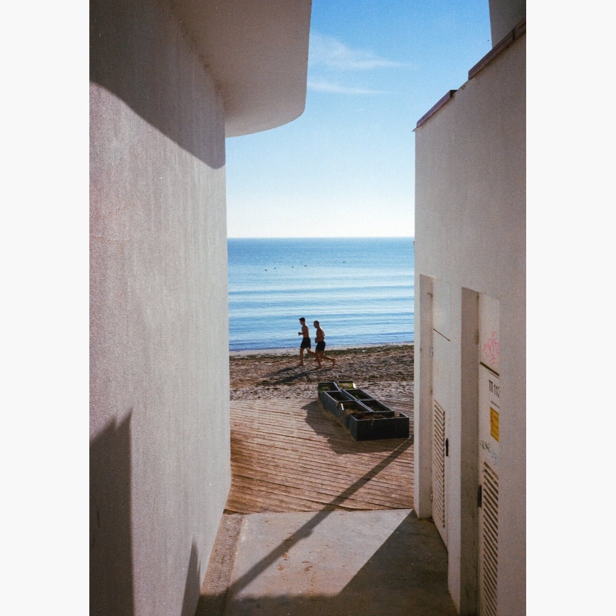 Runners on beach - photographic sample from Cine Film (ECN2) Developing service